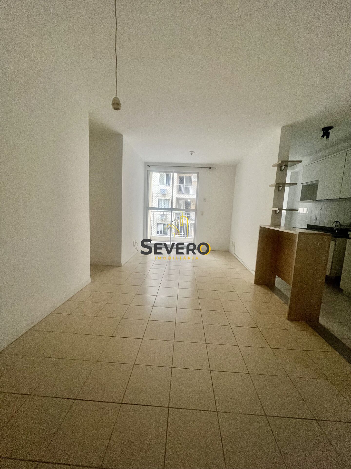 Apartamento à venda com 3 quartos, 75m² - Foto 3