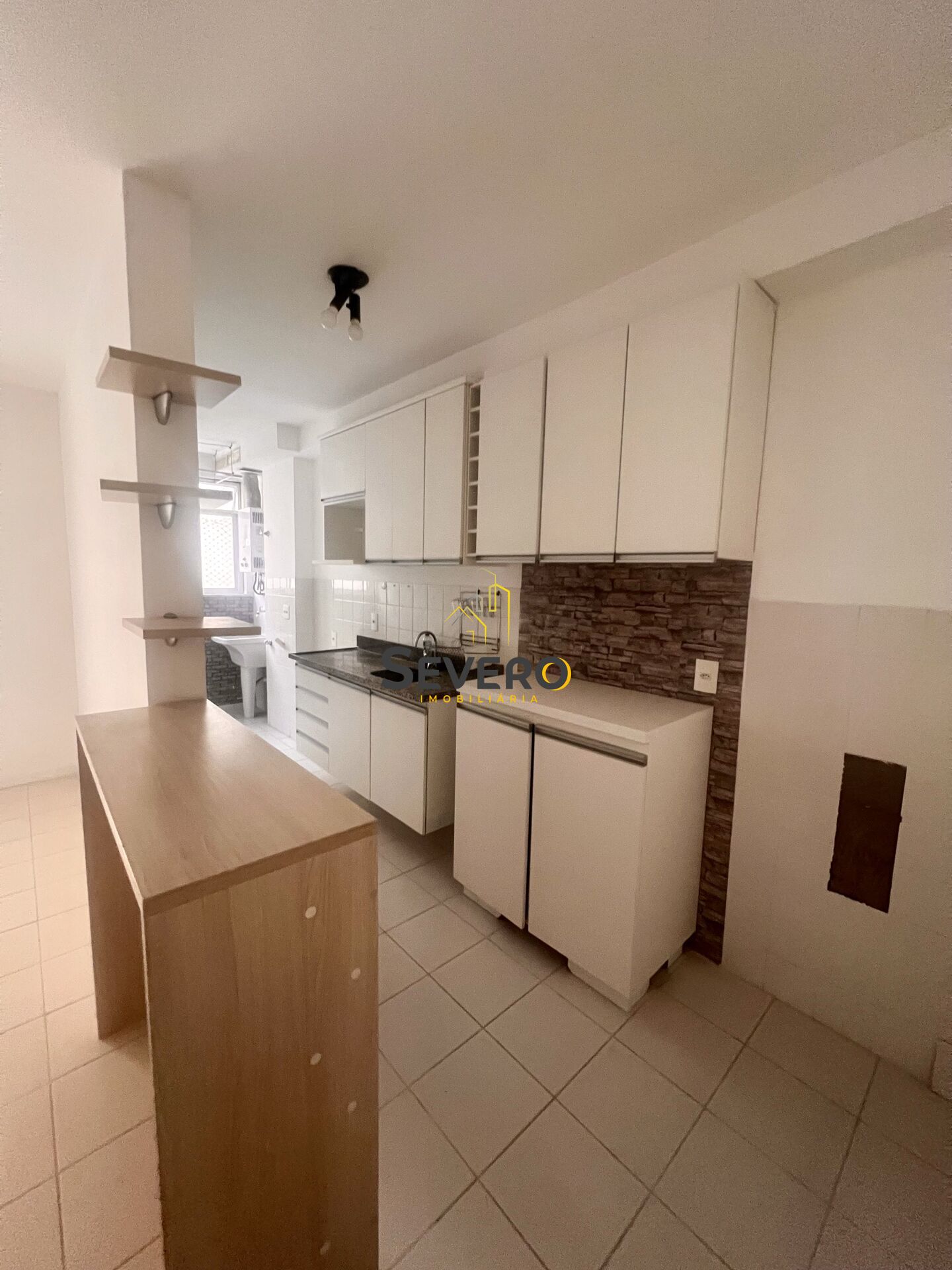 Apartamento à venda com 3 quartos, 75m² - Foto 4