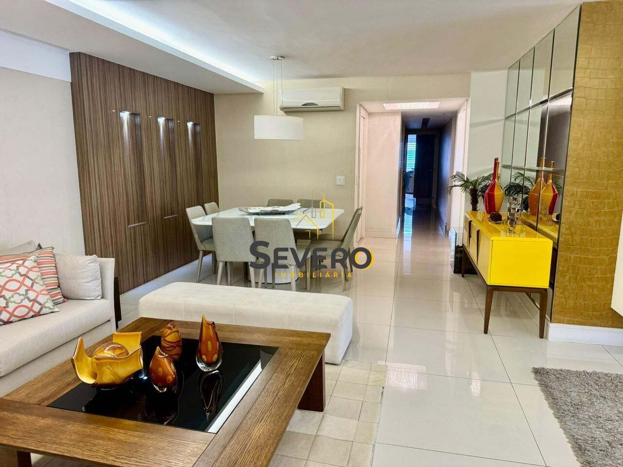 Apartamento à venda com 4 quartos, 188m² - Foto 3