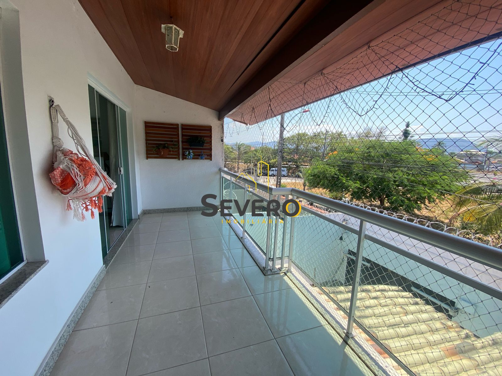 Casa à venda com 4 quartos, 239m² - Foto 9