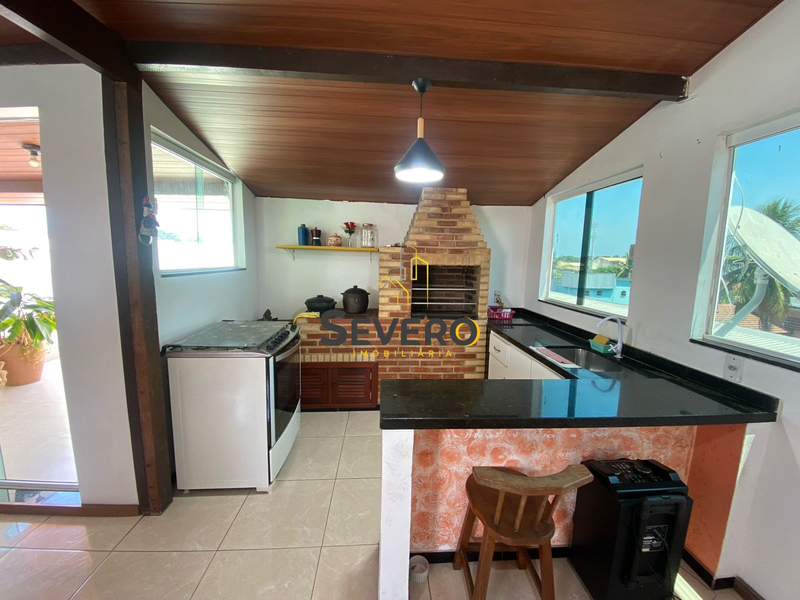 Casa à venda com 4 quartos, 239m² - Foto 17