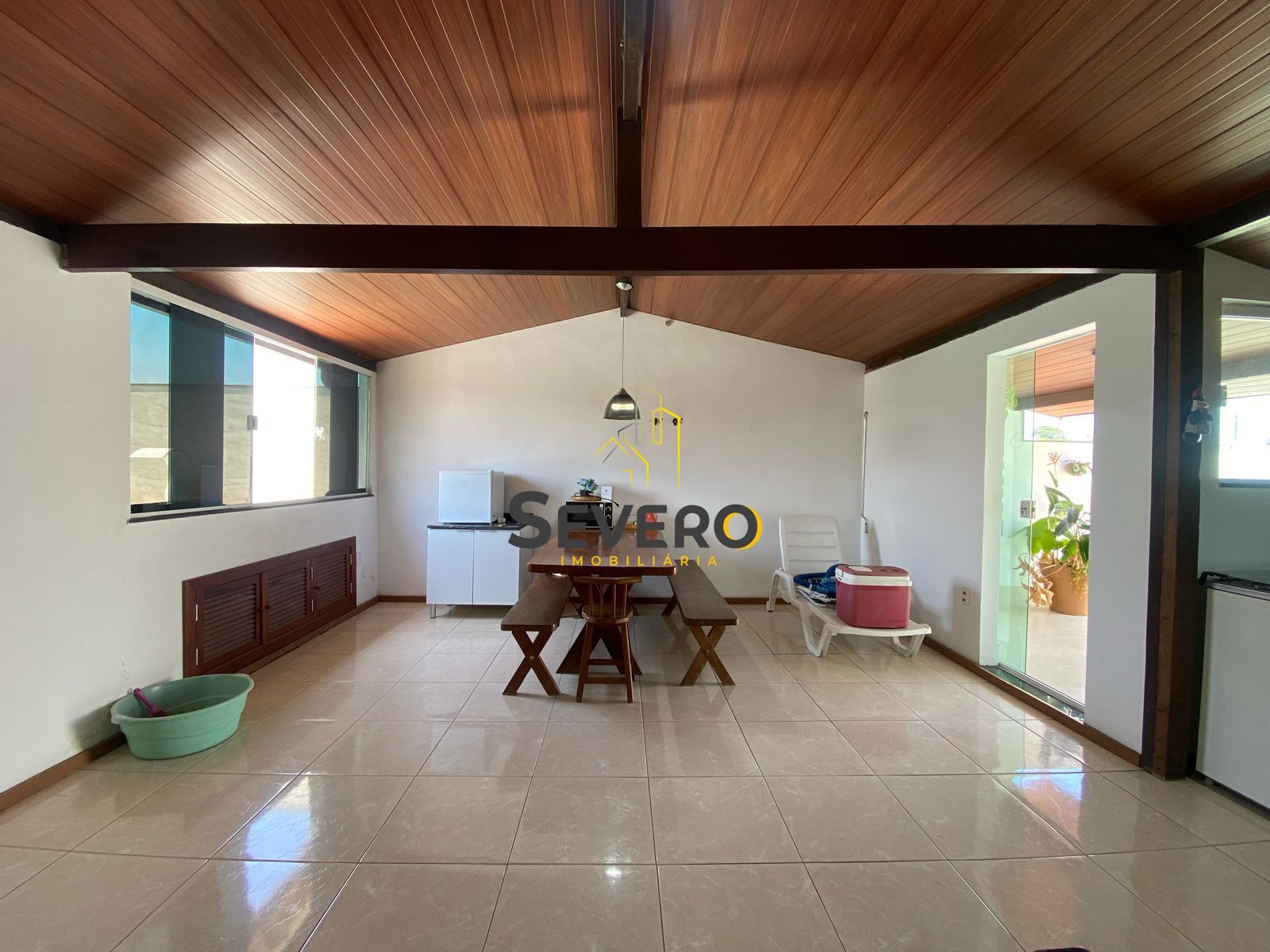 Casa à venda com 4 quartos, 239m² - Foto 24