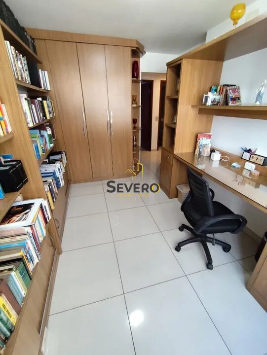 Apartamento à venda com 4 quartos, 243m² - Foto 11