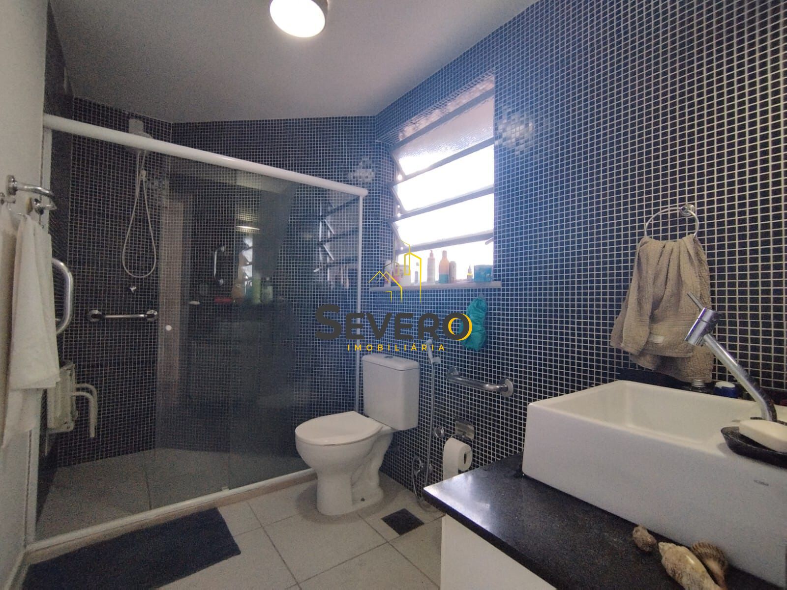 Apartamento à venda com 2 quartos, 78m² - Foto 9