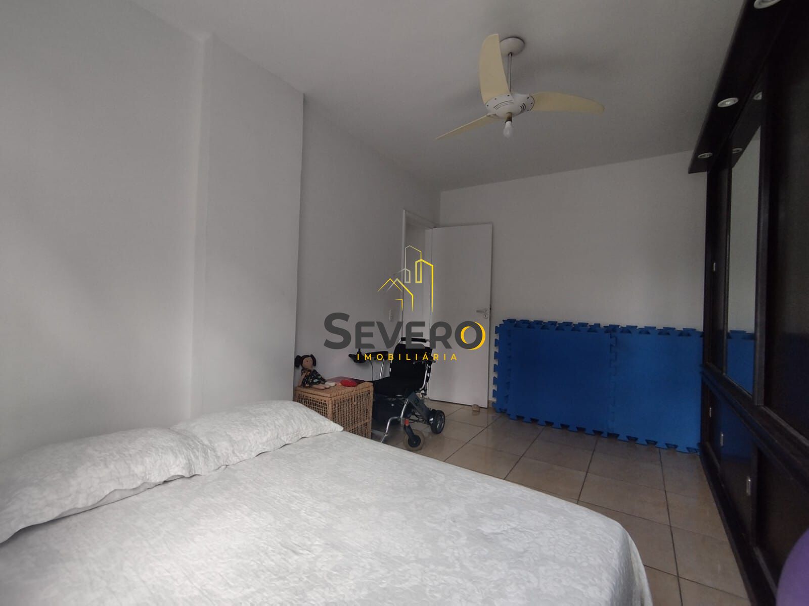 Apartamento à venda com 2 quartos, 78m² - Foto 5