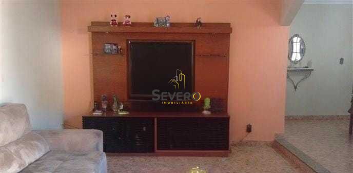 Casa, 3 quartos, 240 m² - Foto 9
