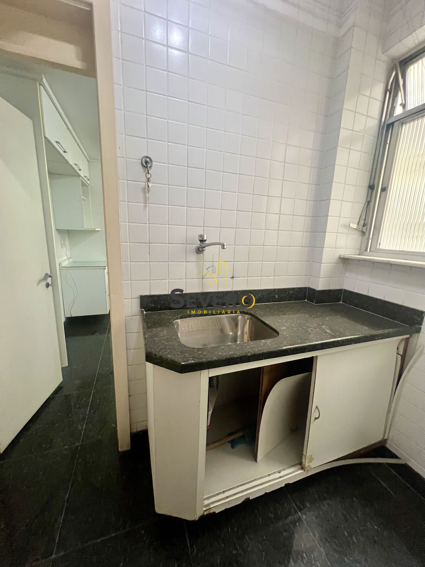 Apartamento à venda com 3 quartos, 110m² - Foto 13