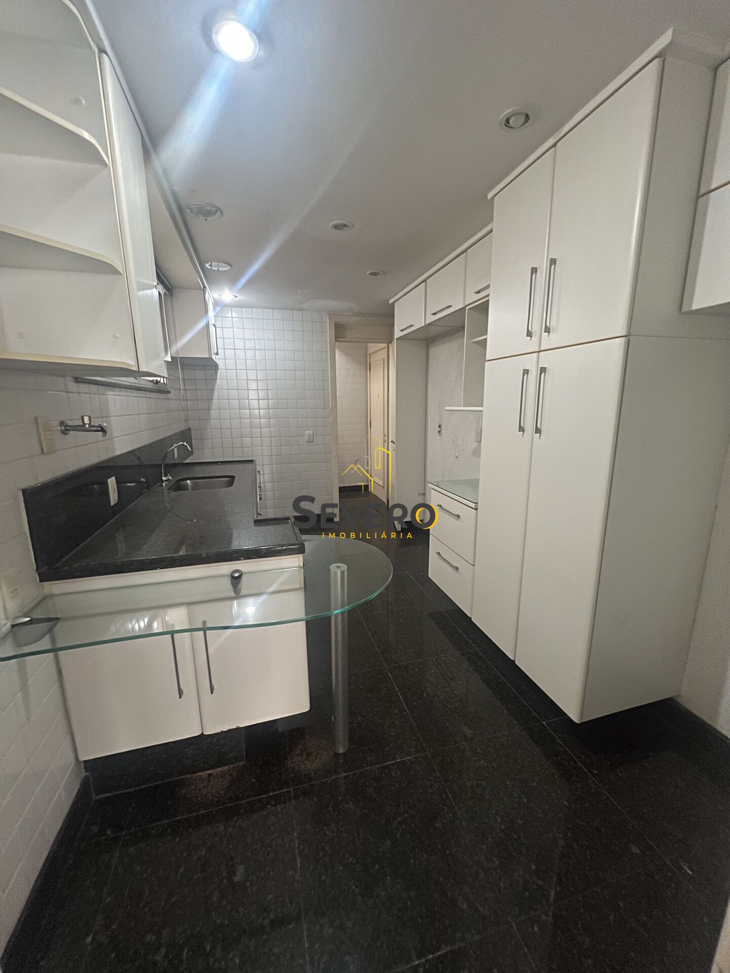 Apartamento à venda com 3 quartos, 110m² - Foto 17