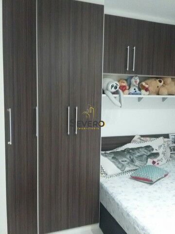 Apartamento à venda com 2 quartos, 70m² - Foto 3