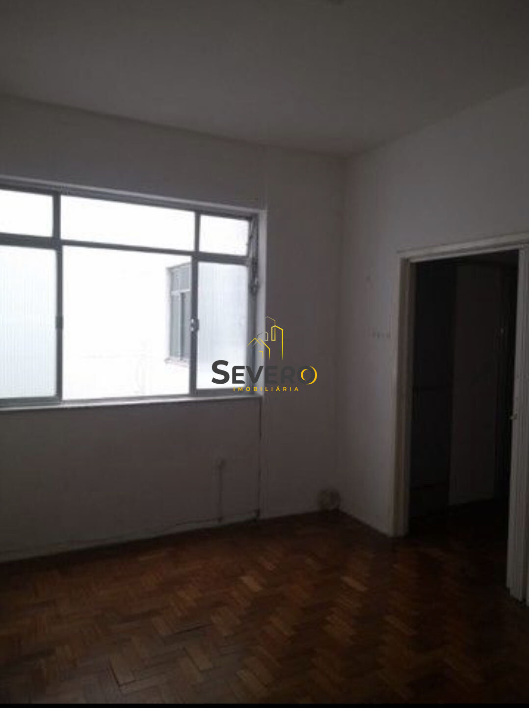 Apartamento à venda com 1 quarto, 42m² - Foto 1