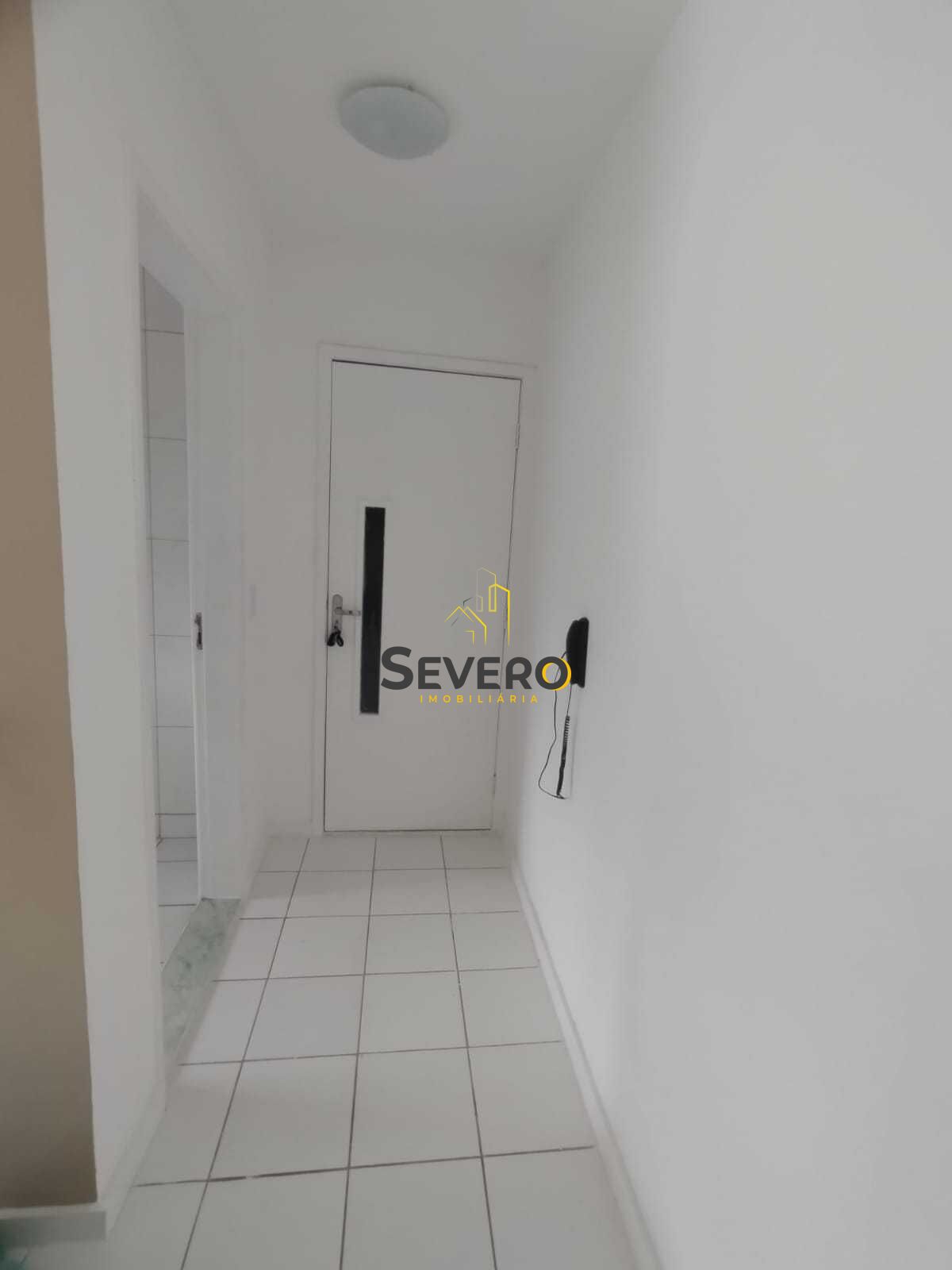 Apartamento à venda com 2 quartos, 69m² - Foto 2