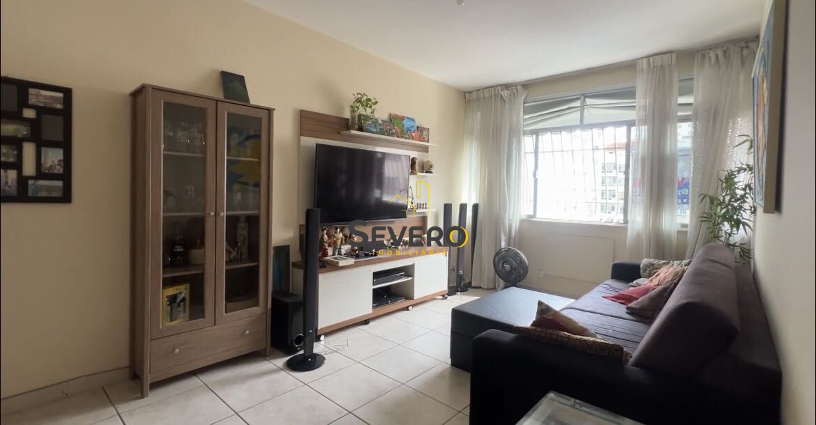 Apartamento à venda com 3 quartos, 100m² - Foto 1