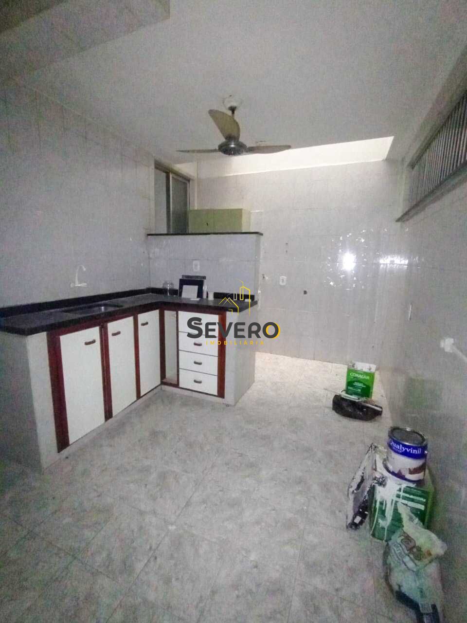 Apartamento à venda com 2 quartos, 70m² - Foto 6