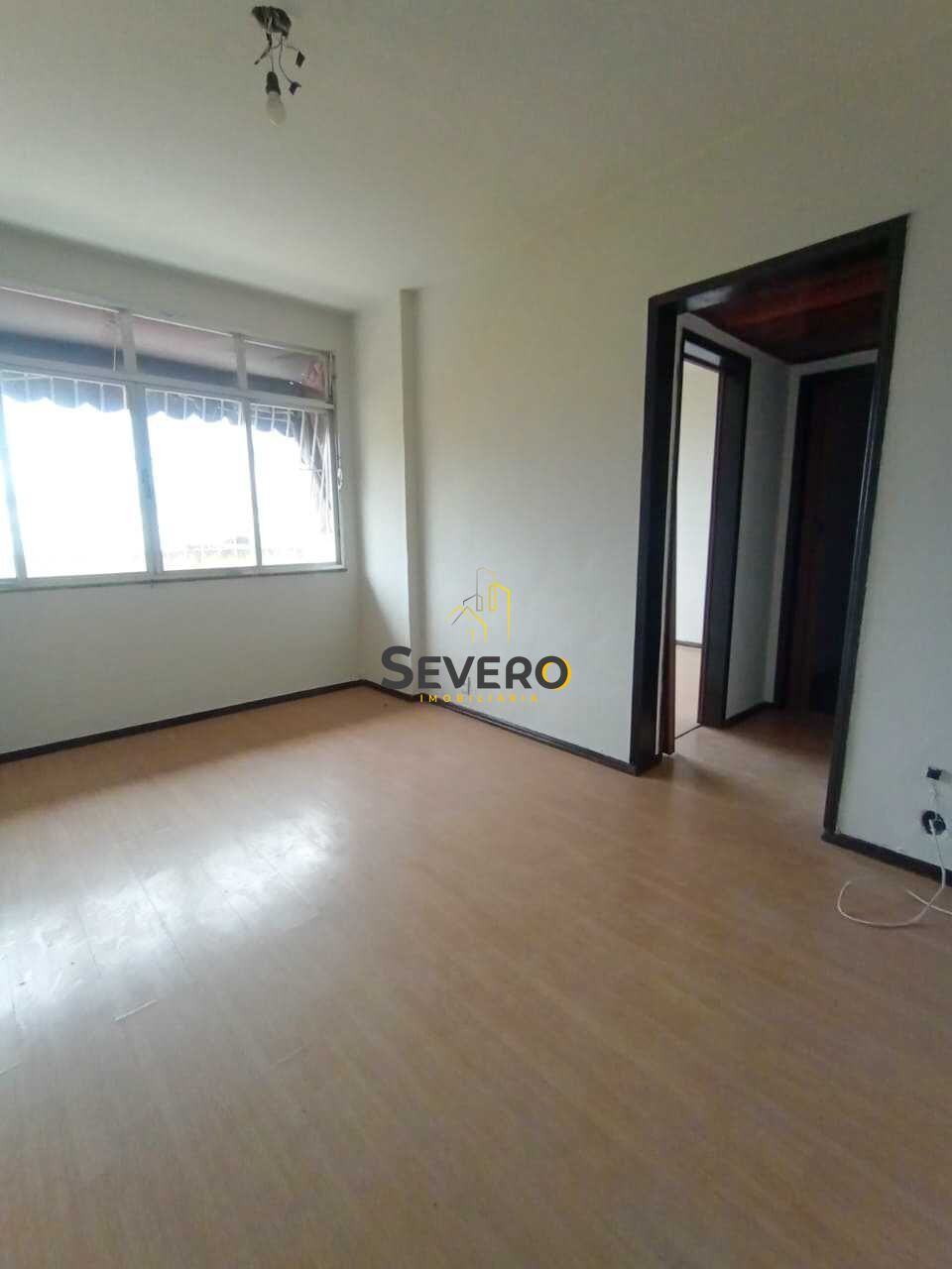 Apartamento à venda com 2 quartos, 70m² - Foto 1