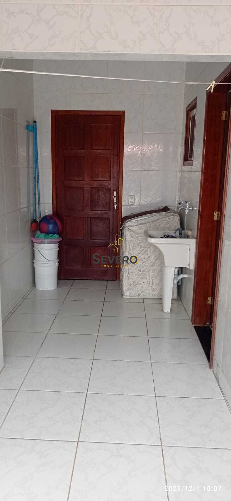 Casa à venda com 3 quartos, 109m² - Foto 10