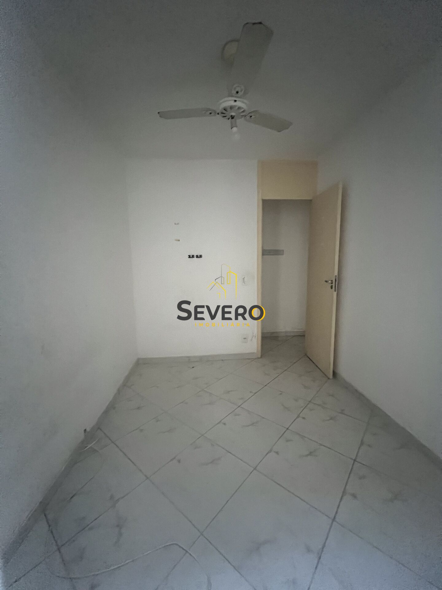 Apartamento à venda com 2 quartos, 79m² - Foto 7