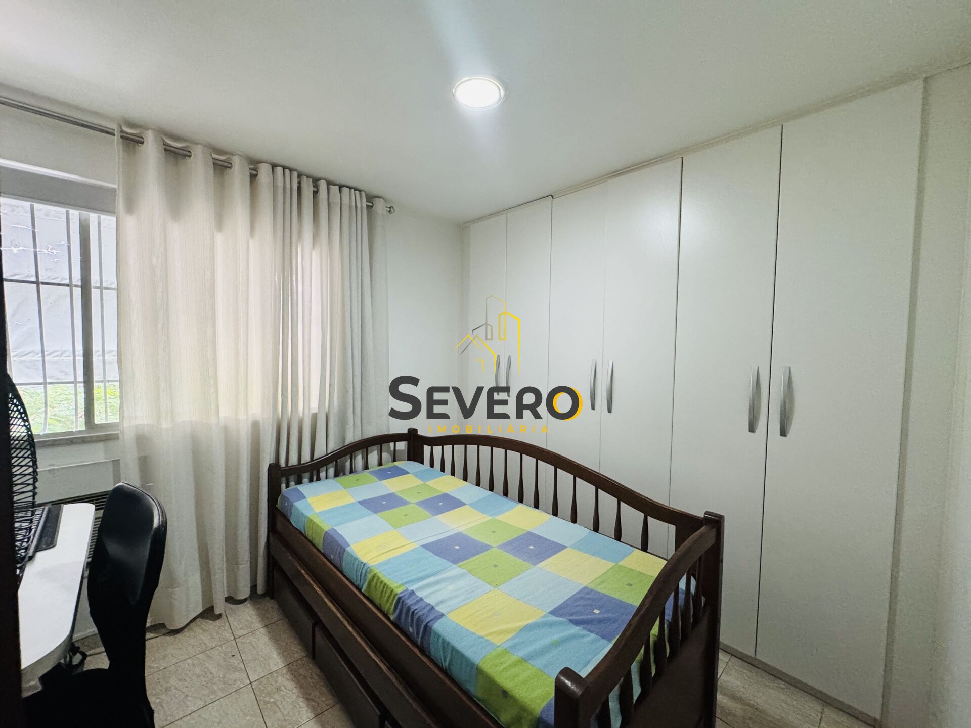 Apartamento à venda com 2 quartos, 75m² - Foto 17