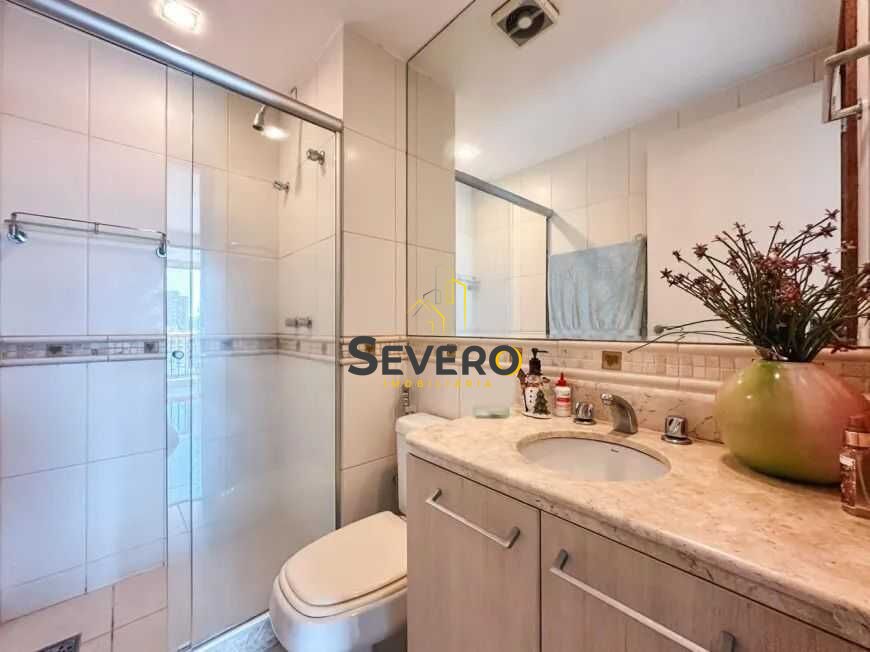 Cobertura à venda com 3 quartos, 250m² - Foto 16