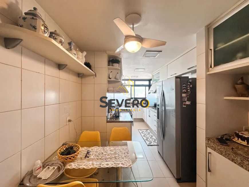 Cobertura à venda com 3 quartos, 250m² - Foto 33