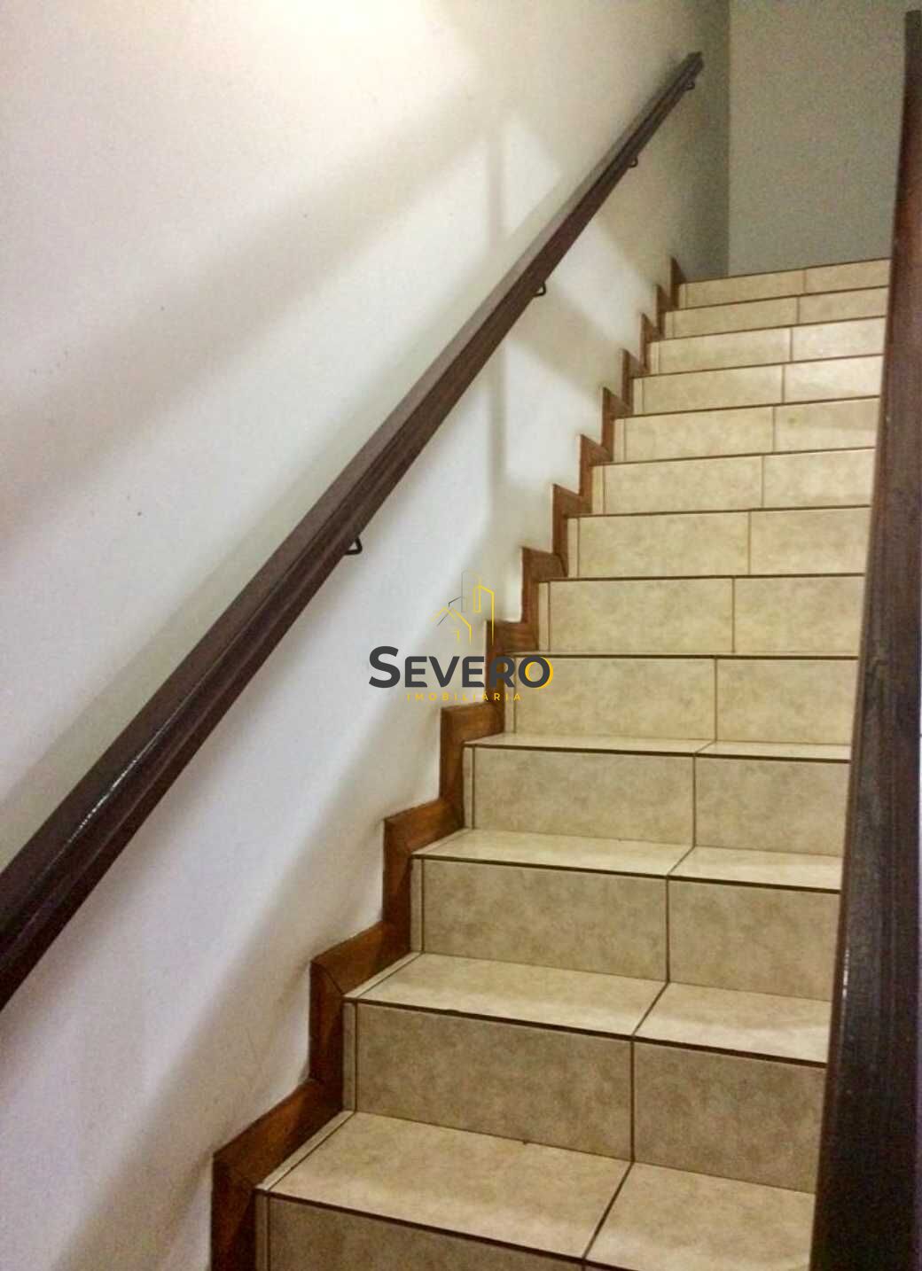 Casa à venda com 3 quartos, 250m² - Foto 18