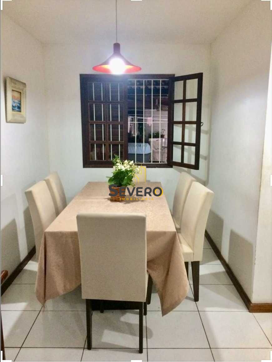 Casa à venda com 3 quartos, 250m² - Foto 12