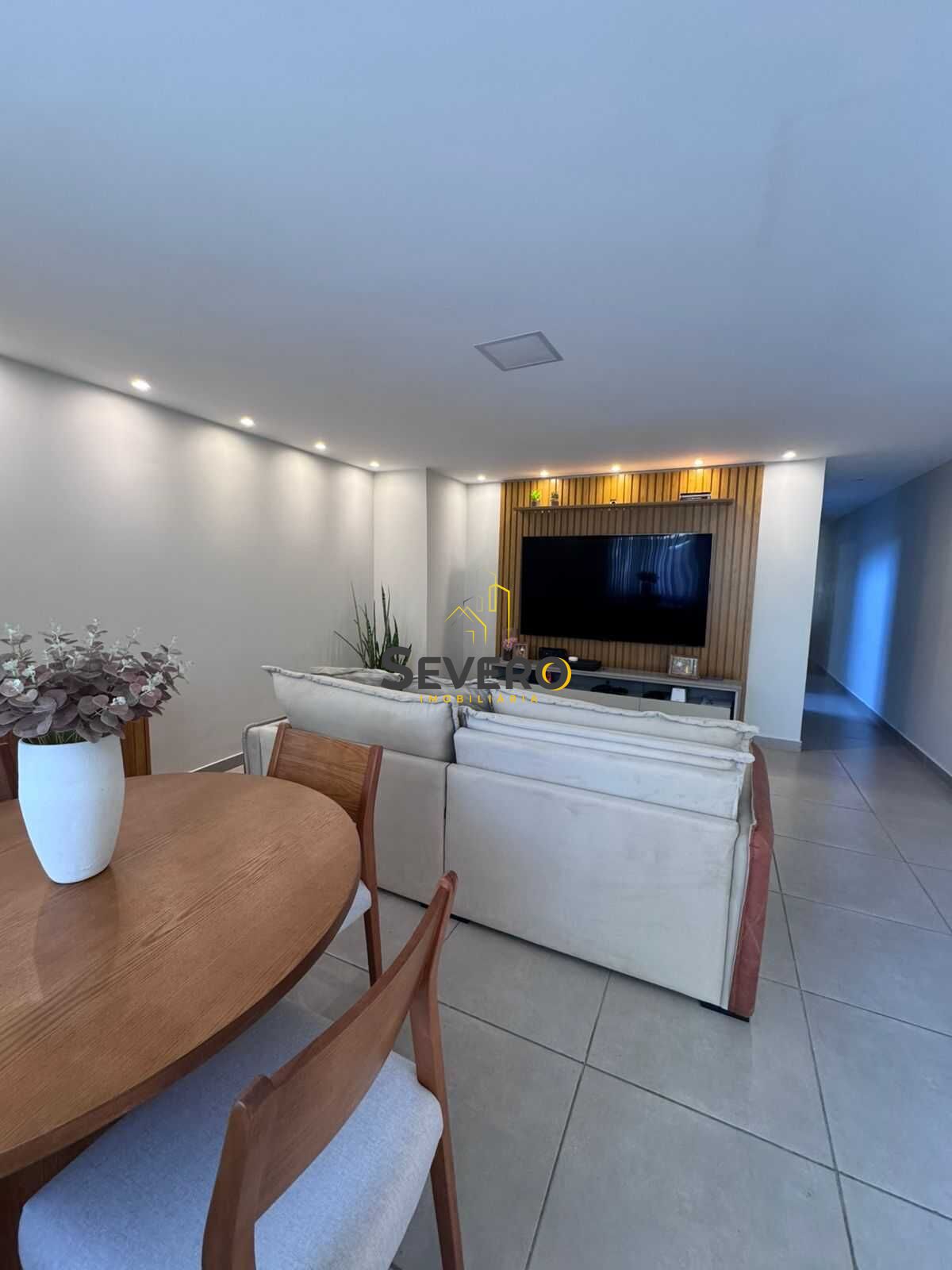 Casa, 4 quartos, 229 m² - Foto 4