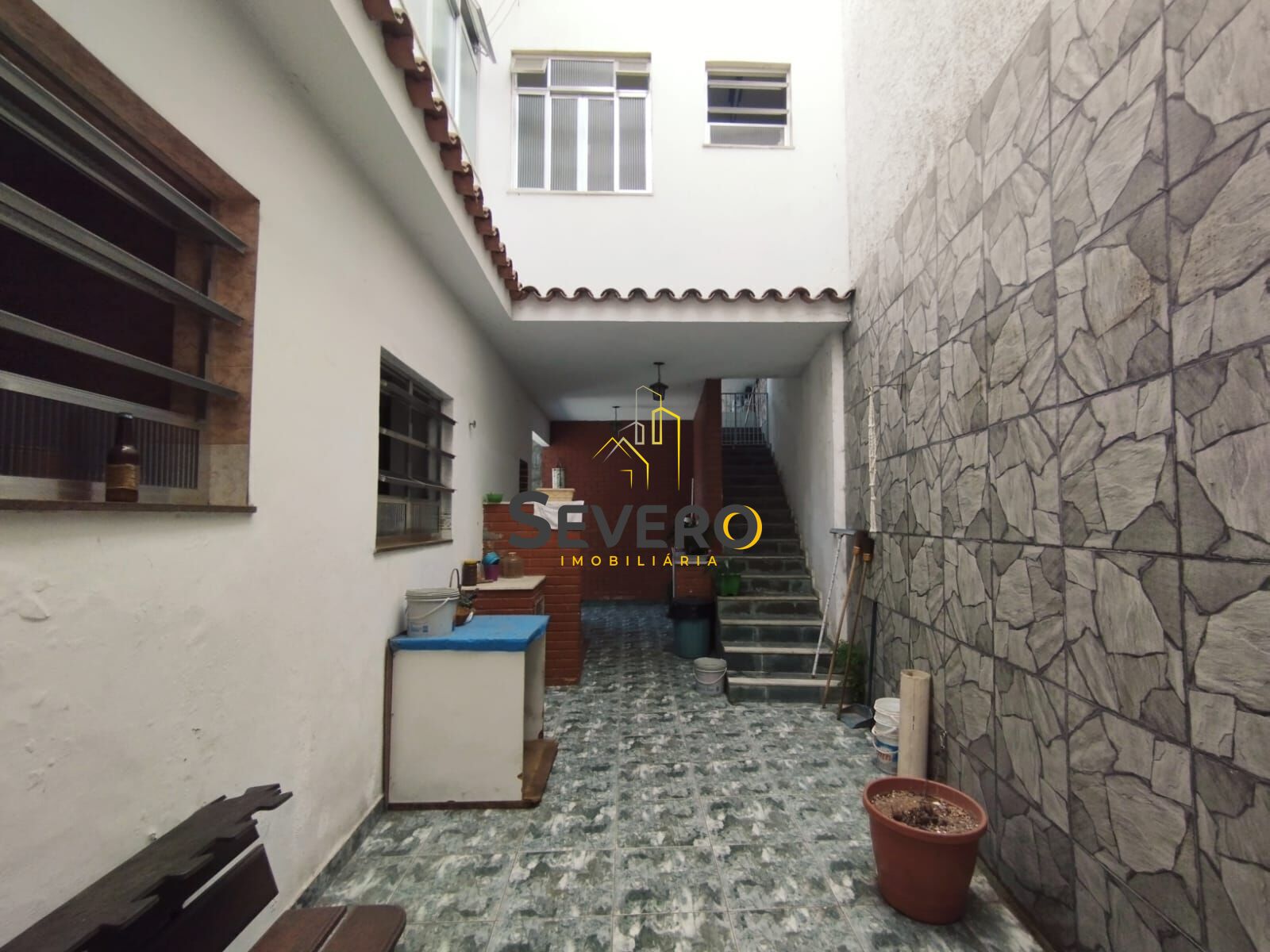 Casa à venda com 3 quartos, 345m² - Foto 32