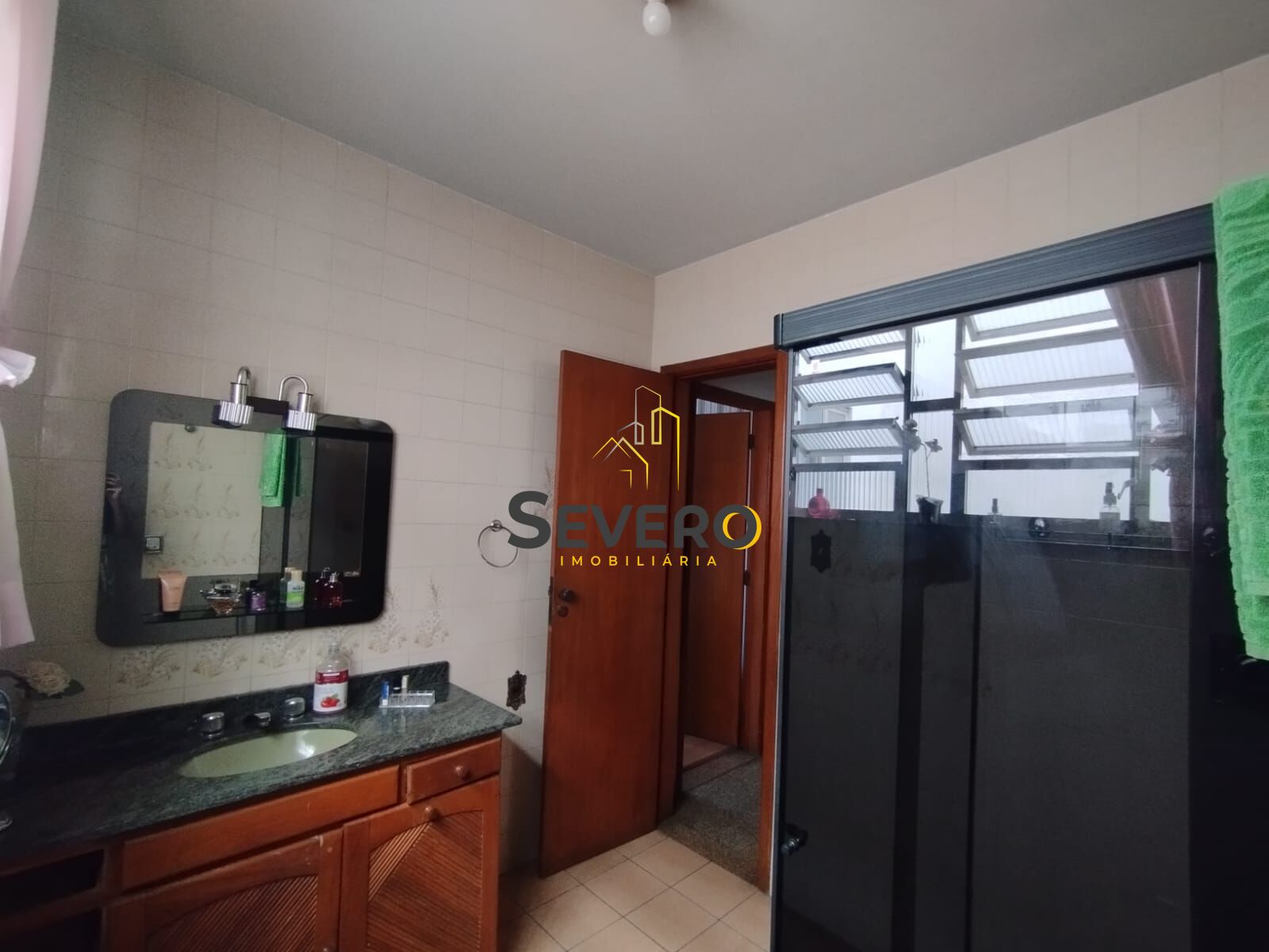 Casa à venda com 3 quartos, 345m² - Foto 9