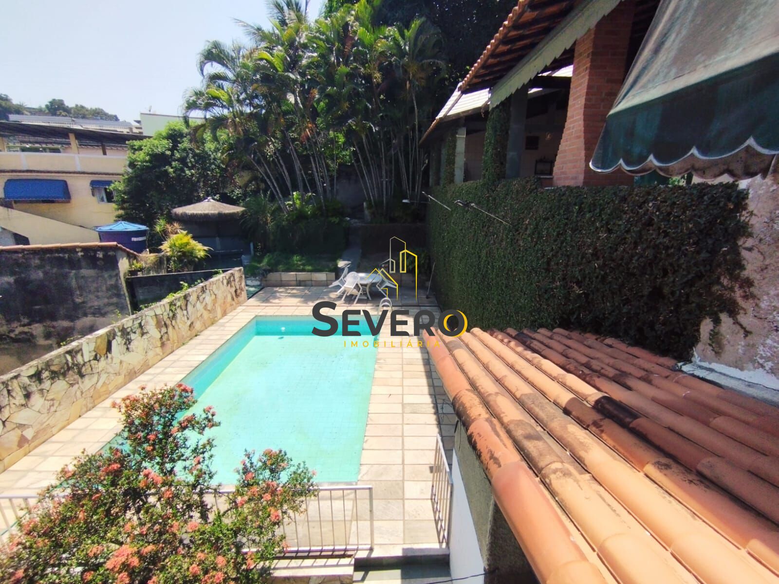 Casa à venda com 3 quartos, 345m² - Foto 25