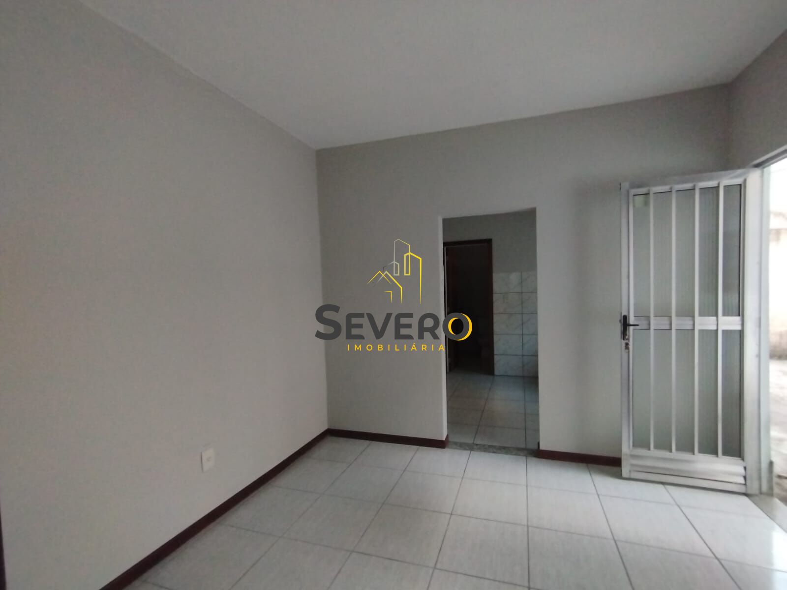 Casa à venda com 1 quarto, 75m² - Foto 4