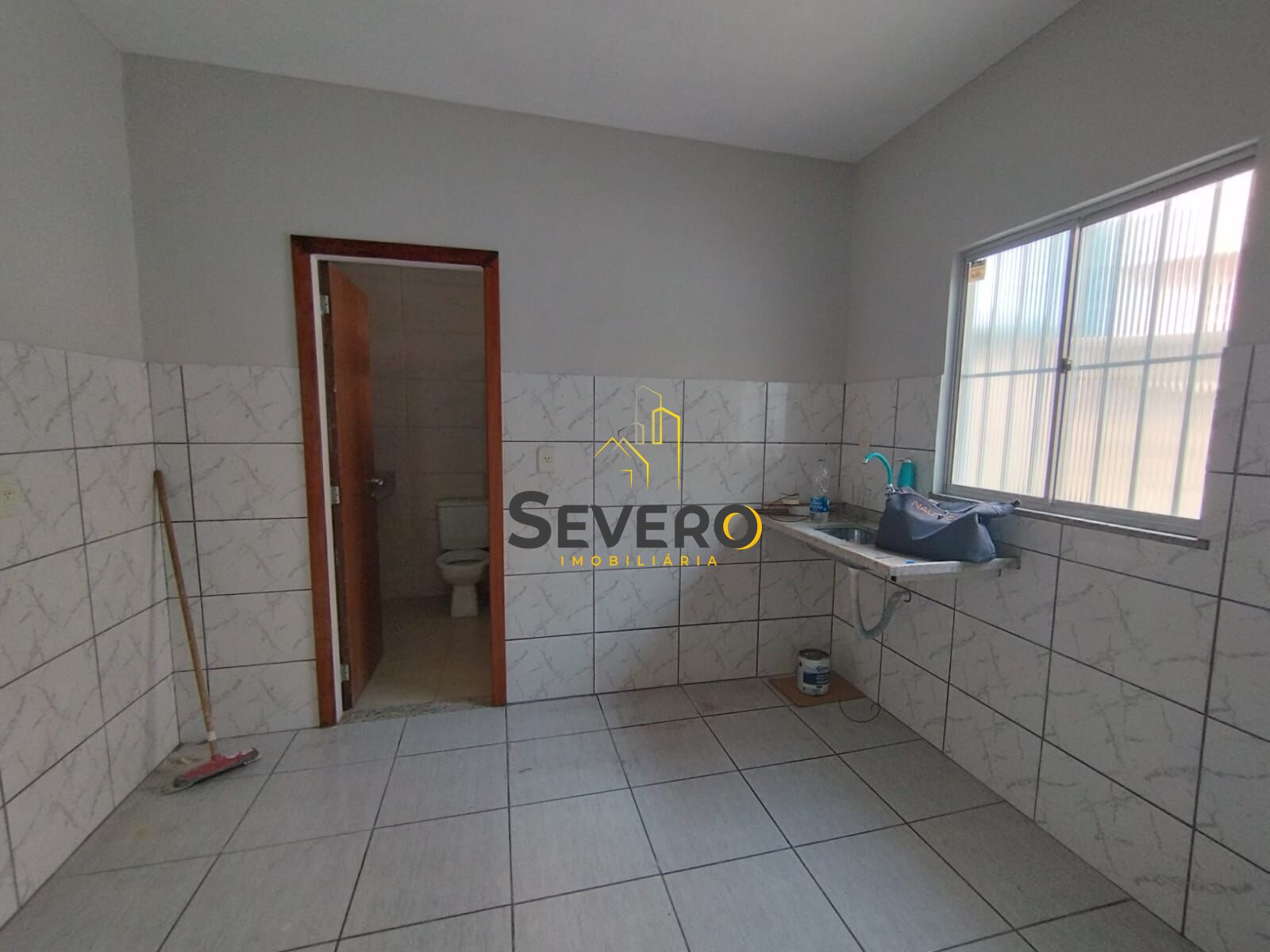 Casa à venda com 1 quarto, 75m² - Foto 8