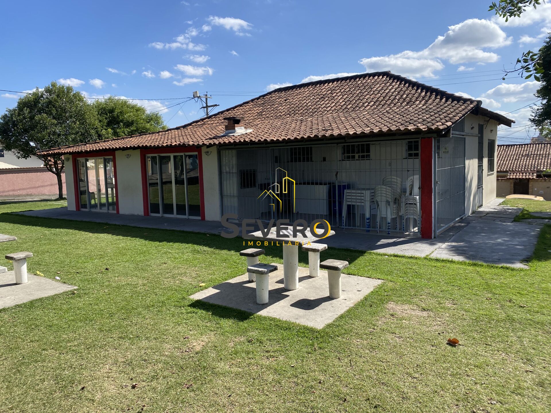 Casa à venda com 2 quartos, 130m² - Foto 14