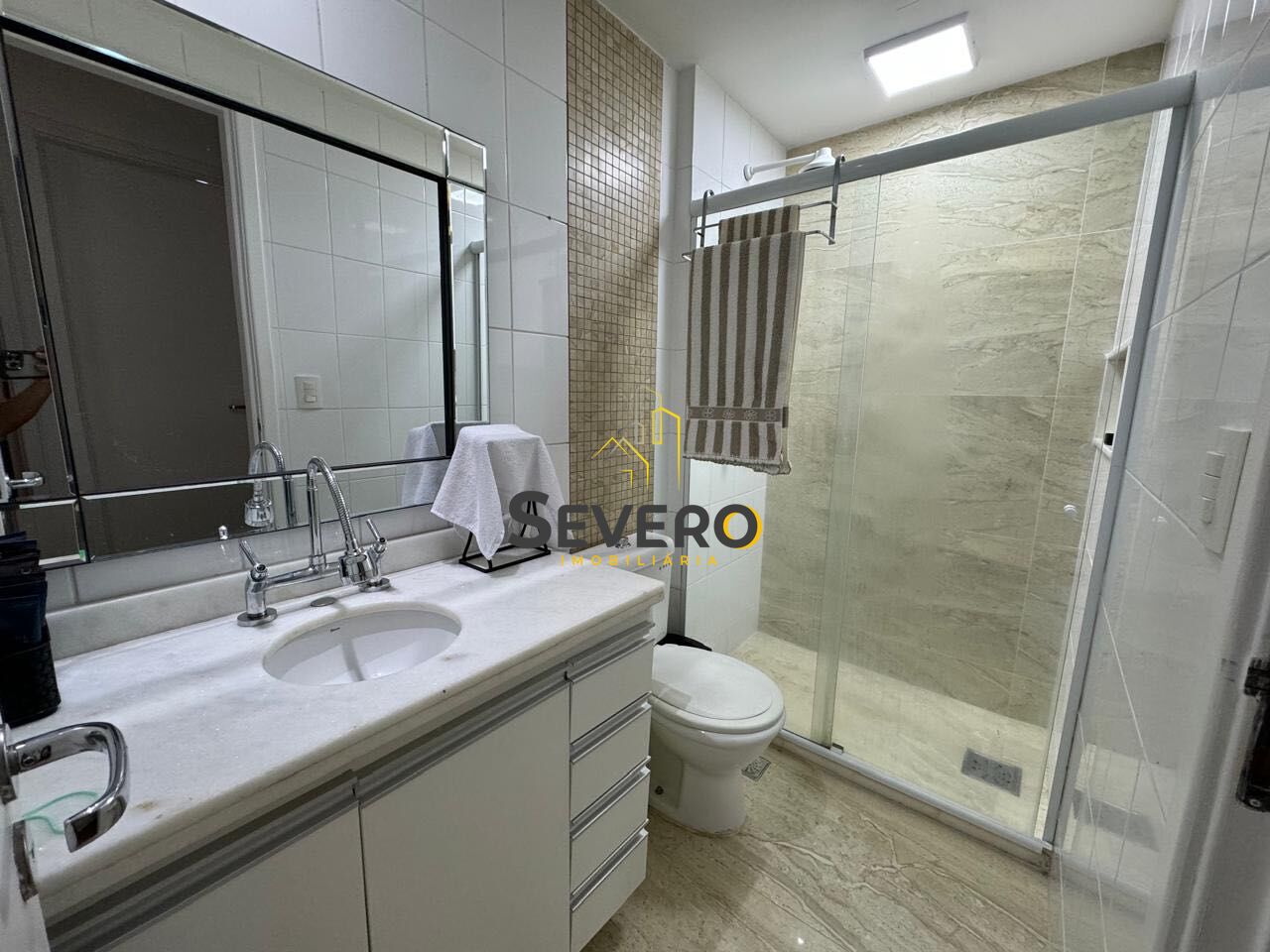 Apartamento à venda com 3 quartos, 114m² - Foto 11