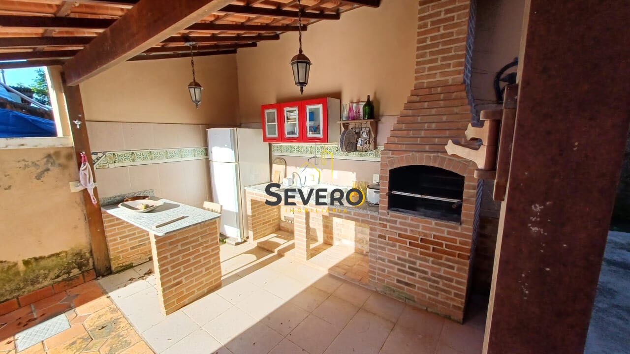 Casa à venda com 4 quartos, 150m² - Foto 16