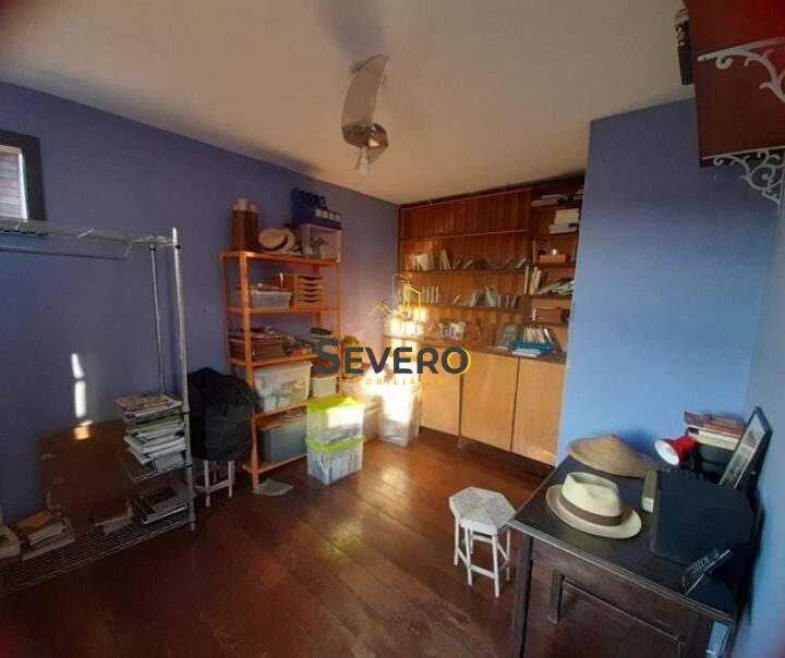 Casa à venda com 4 quartos, 150m² - Foto 17