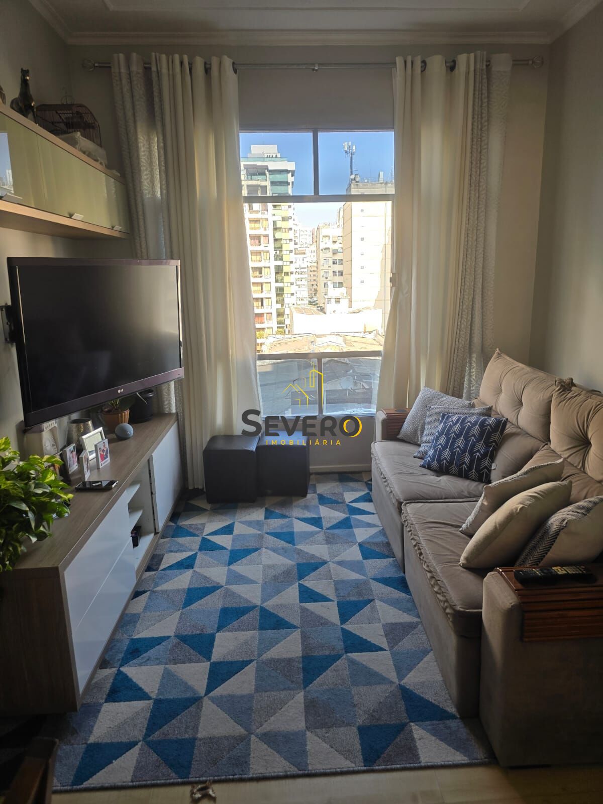 Apartamento à venda com 2 quartos, 65m² - Foto 1