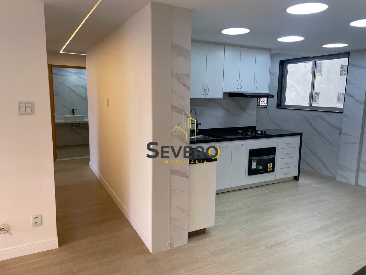 Apartamento à venda com 3 quartos, 110m² - Foto 4