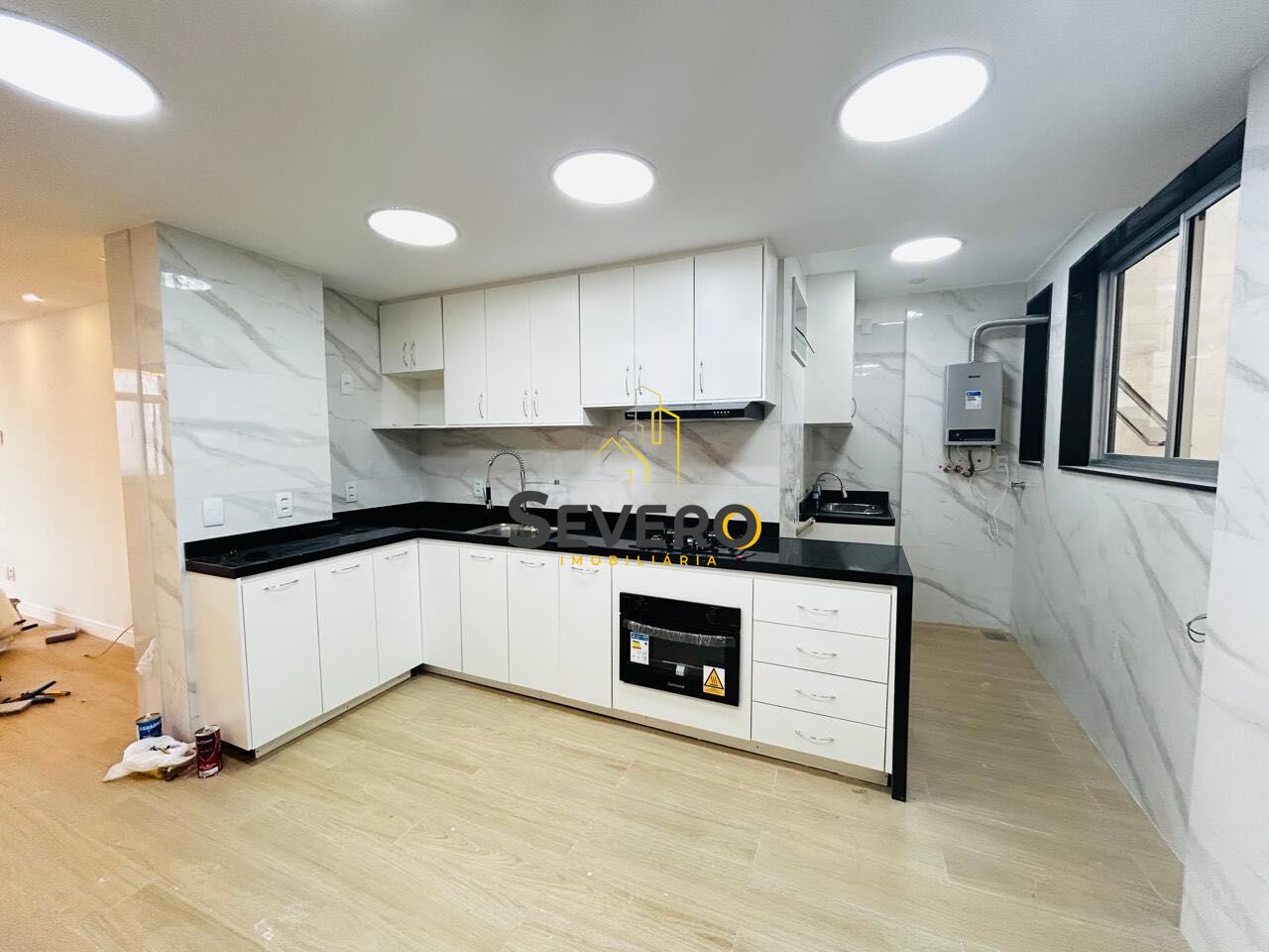 Apartamento à venda com 3 quartos, 110m² - Foto 8