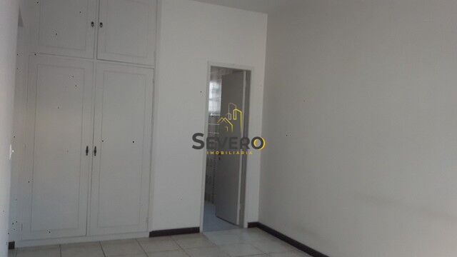 Apartamento à venda com 3 quartos, 140m² - Foto 8