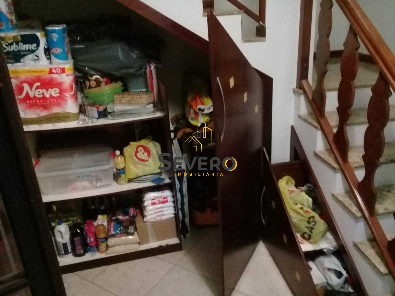 Casa à venda com 3 quartos, 200m² - Foto 15