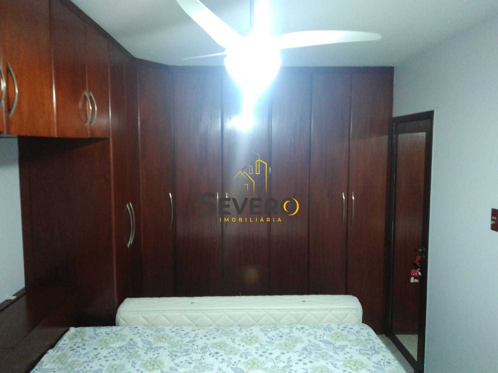 Casa à venda com 3 quartos, 200m² - Foto 27