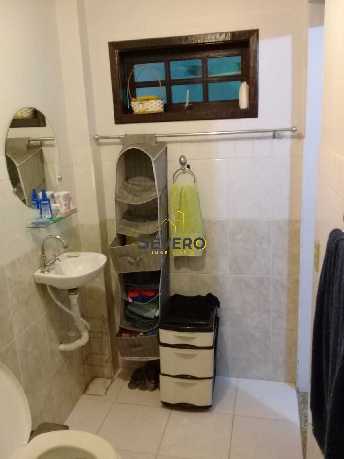 Casa à venda com 3 quartos, 200m² - Foto 12