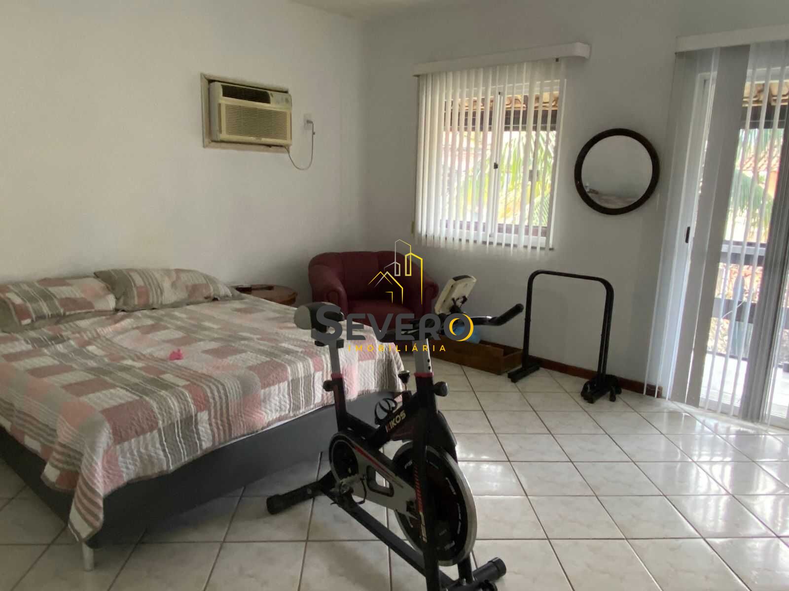 Casa à venda com 4 quartos, 207m² - Foto 16
