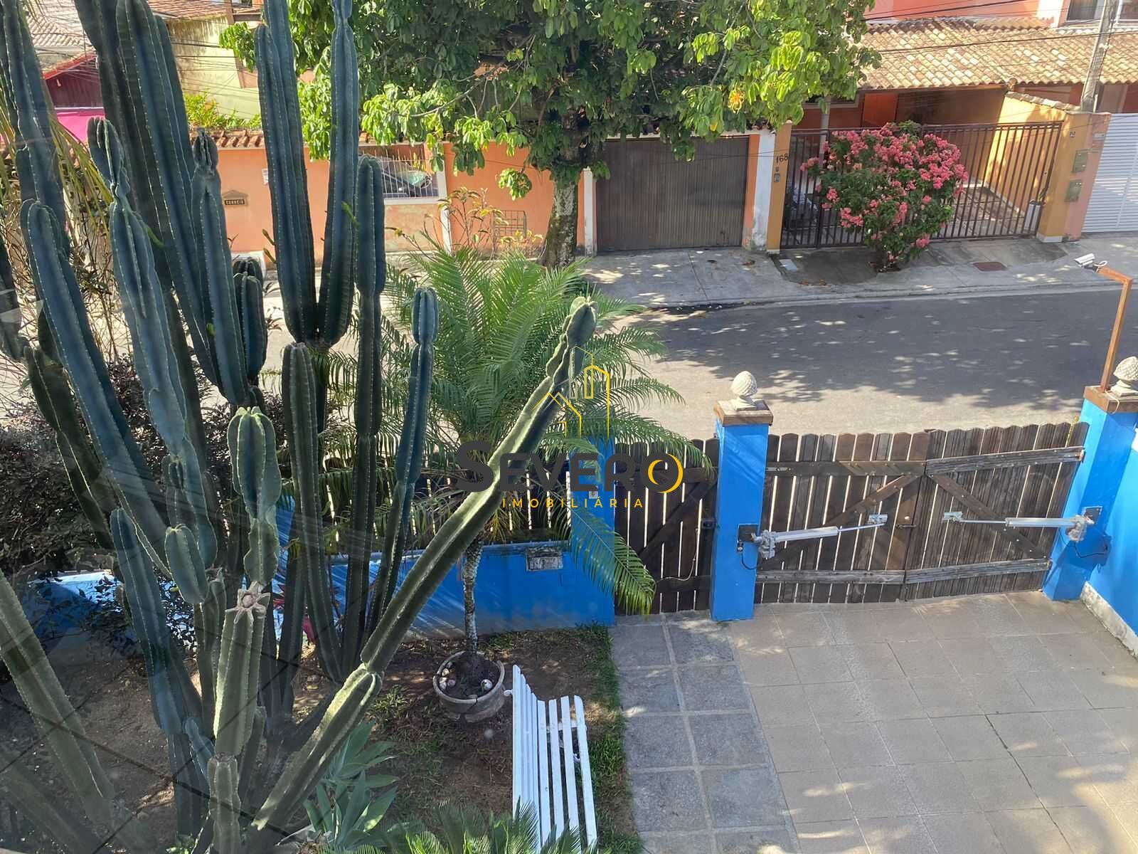 Casa à venda com 4 quartos, 207m² - Foto 4