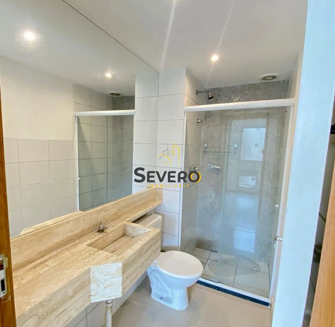 Apartamento à venda com 2 quartos, 70m² - Foto 7