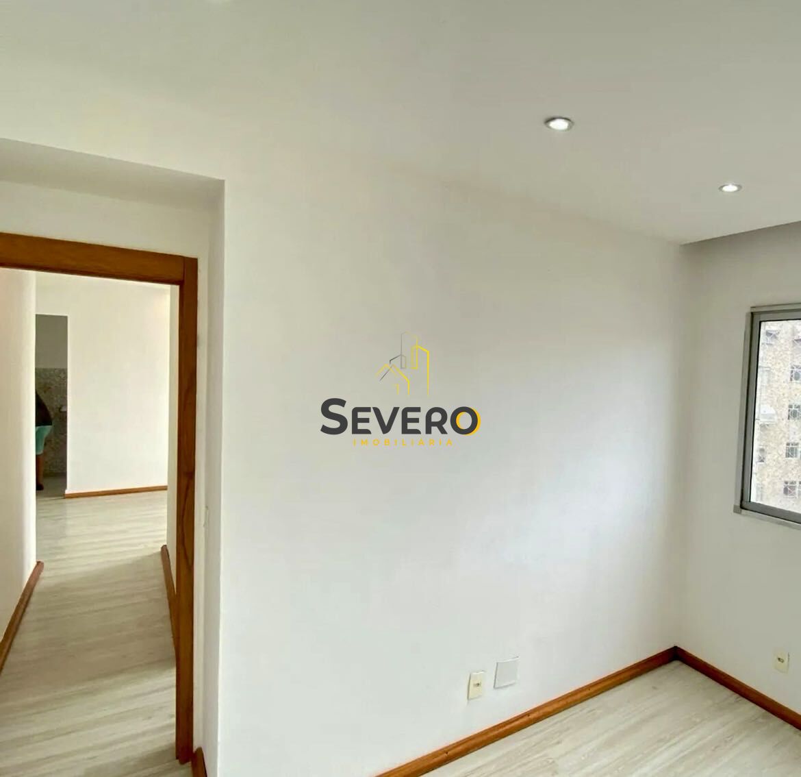 Apartamento à venda com 2 quartos, 70m² - Foto 4