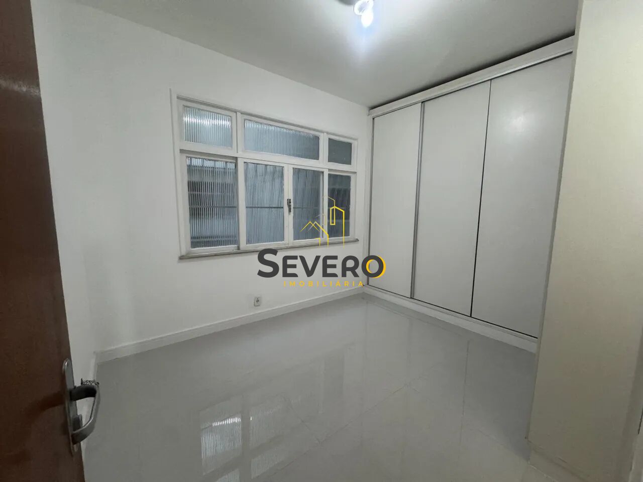 Apartamento à venda com 3 quartos, 130m² - Foto 6