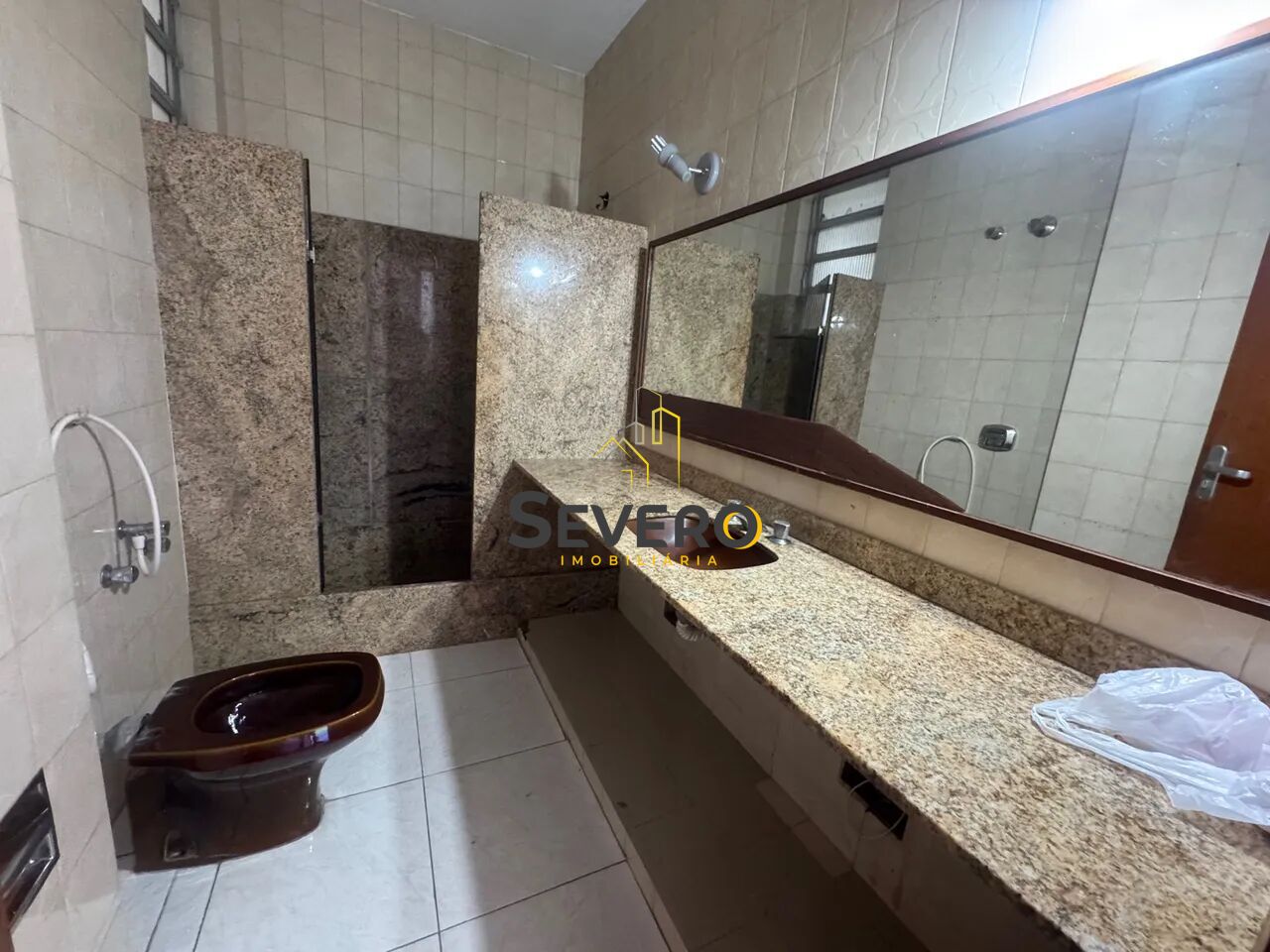 Apartamento à venda com 3 quartos, 130m² - Foto 9