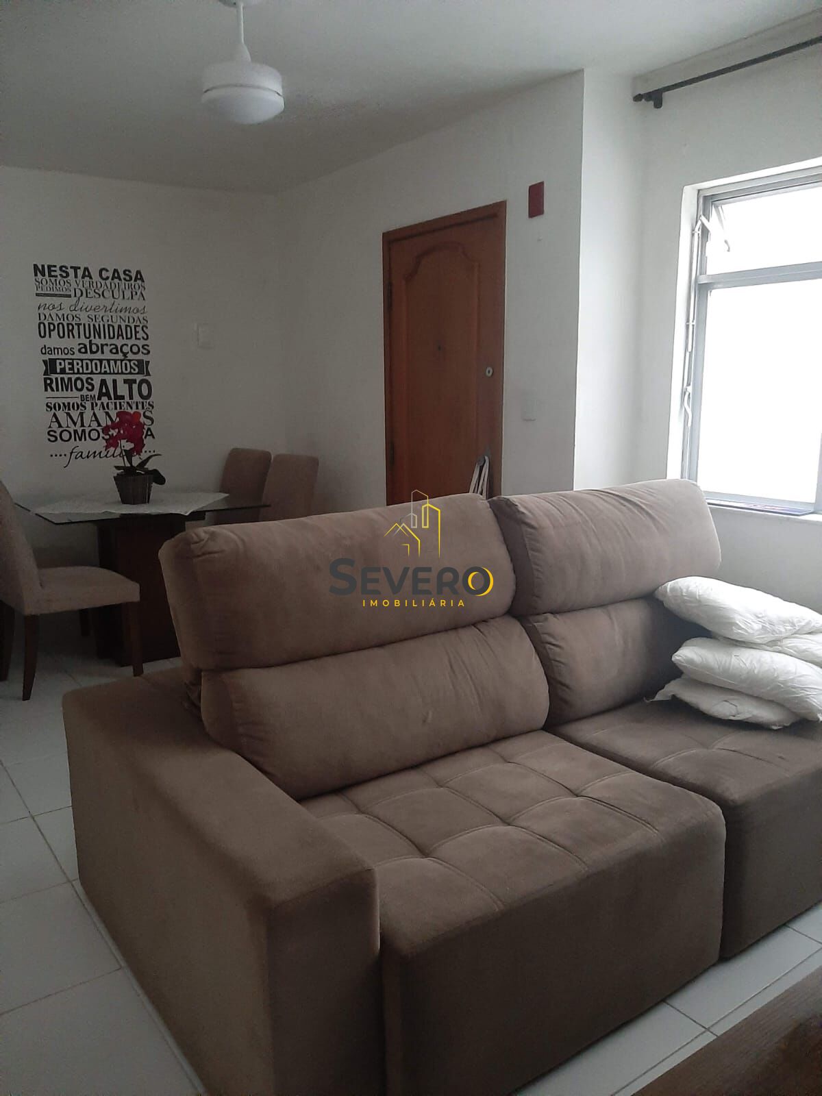 Apartamento à venda com 1 quarto, 52m² - Foto 1