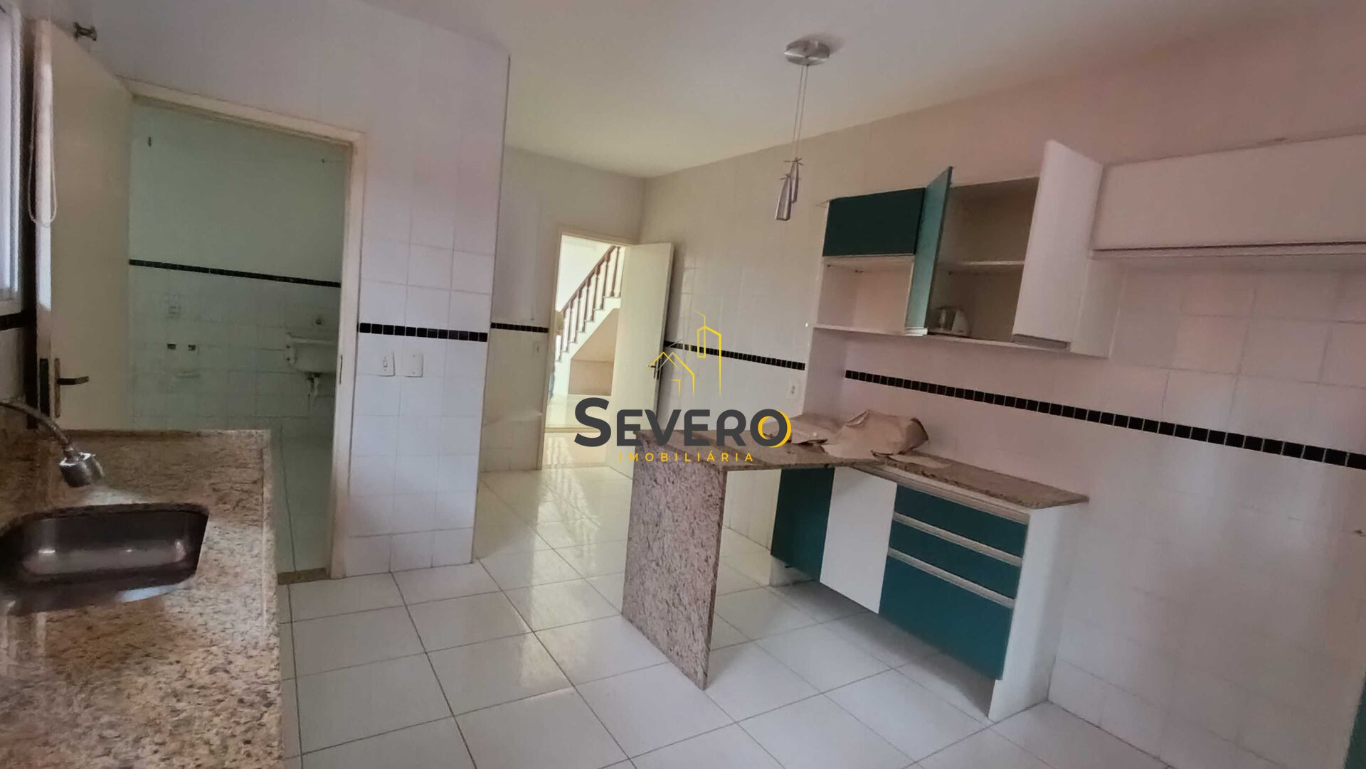 Casa à venda com 3 quartos, 250m² - Foto 9
